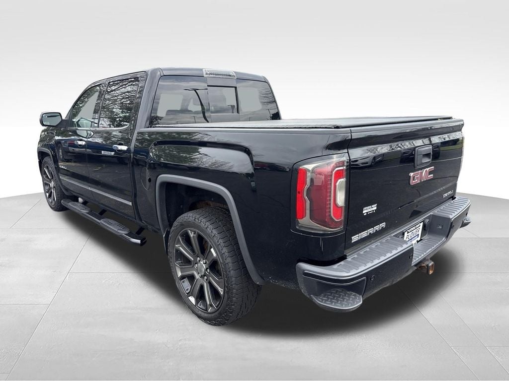 2016 GMC Sierra 1500 — interior view